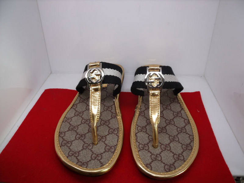 Gucci Slippers Woman--008